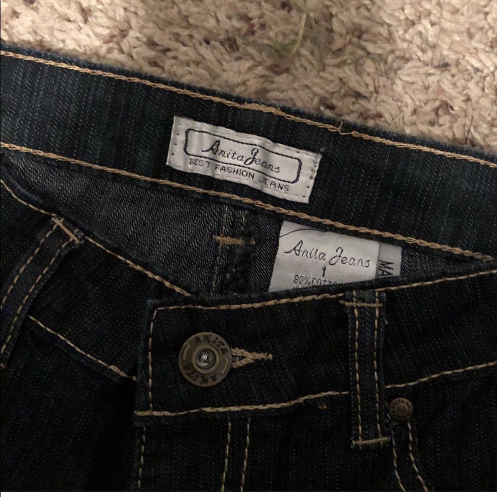 Jeans - Picture 2 of 3